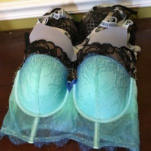 Bundle of 6 Victoria’s Secret bras